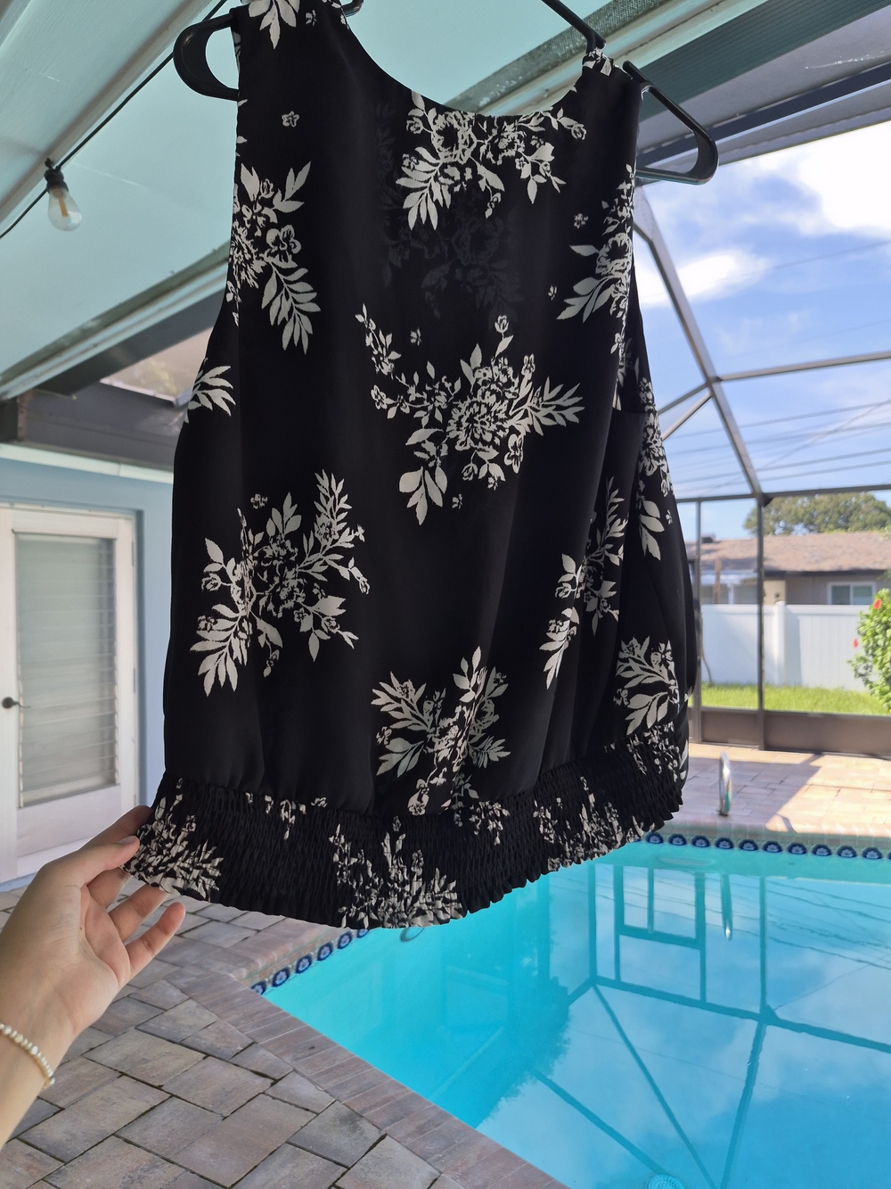 INC International Concepts Black Floral Elastic-Hem Tank Top